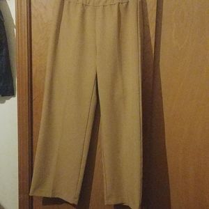 Roamans Bend Over tan slacks, size 14W. Length 30 in.
